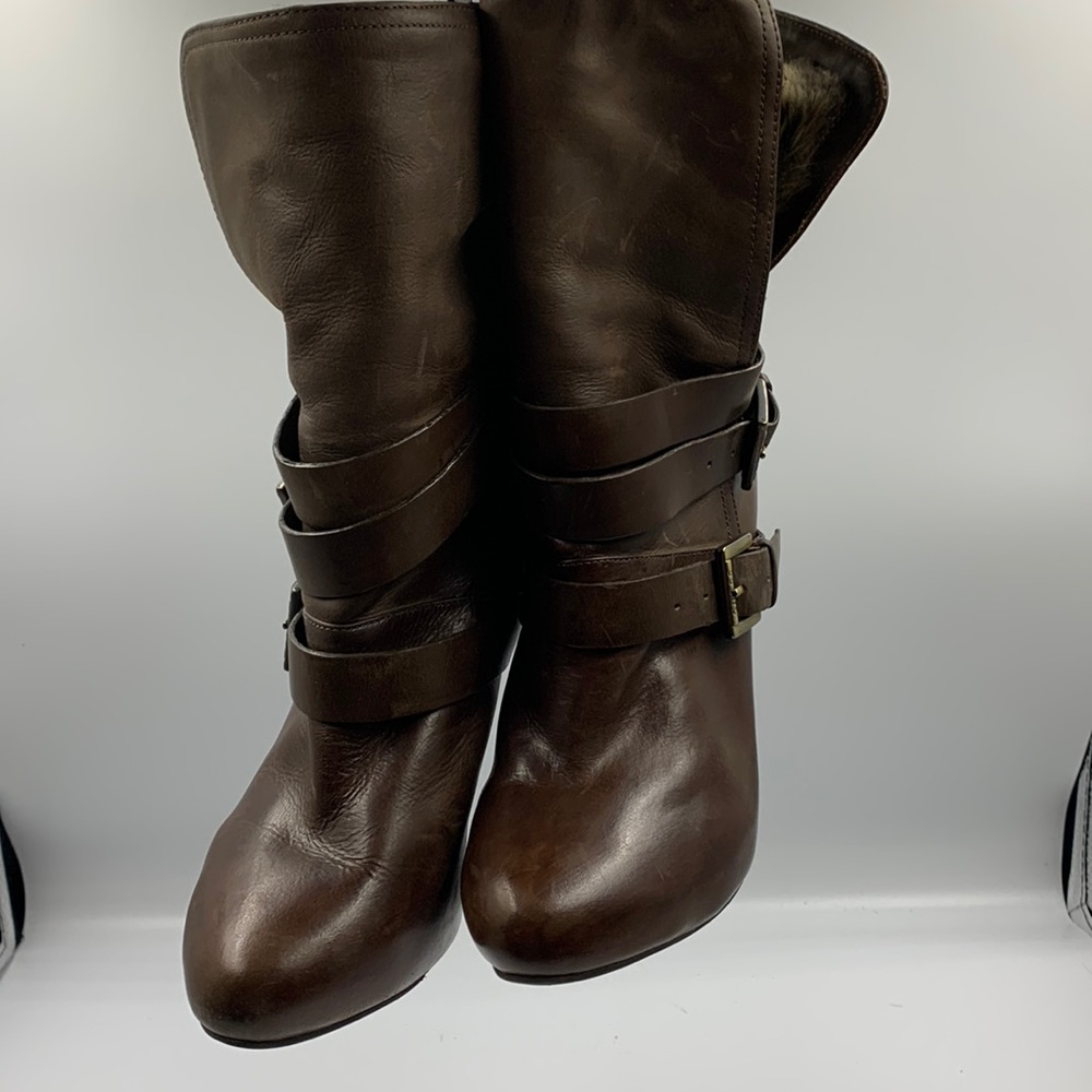 Heeled booties